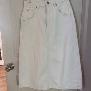 Zara off-white denim skirt, size XS